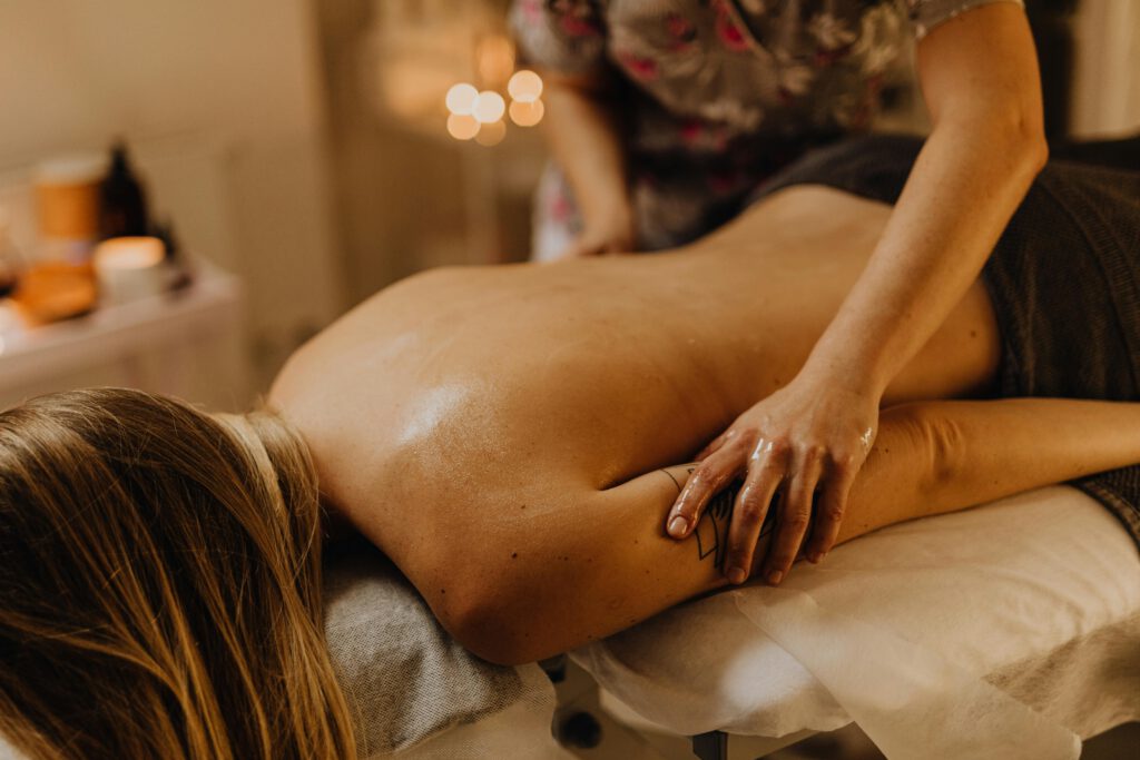 Lomi Massage in Zwickau